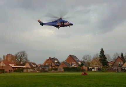 Politiehelikopter landt wegens oefening in Apeldoorn
