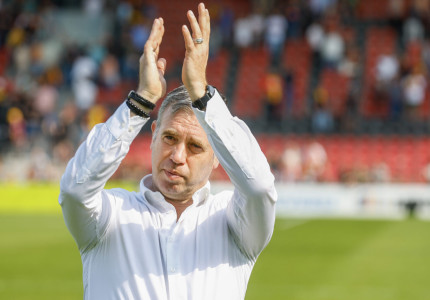 Rene Hake maakt overstap naar Manchester United