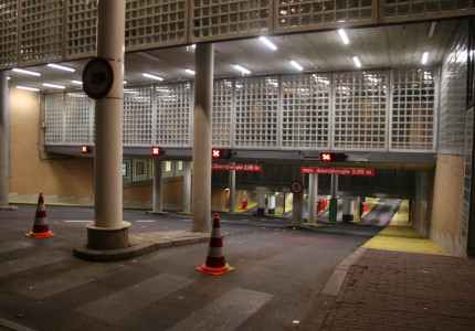 Stadhuis ontruimd wegens scheur