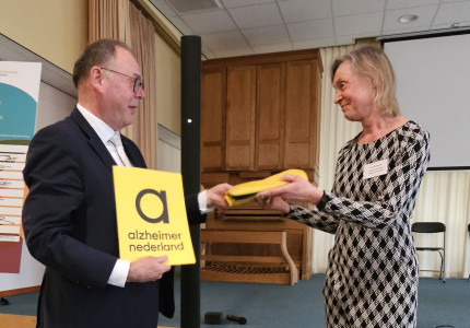 Samenwerkingsconvenant netwerken Dementie en Palliatieve Zorg Oost-Veluwe vernieuwd