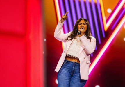Van slaapkamerzangeres naar het grote podium van The Voice   