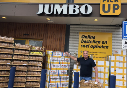 Jumbo Wiegmans en Van de Bunt verzorgen Koningsontbijt voor ruim 40 scholen