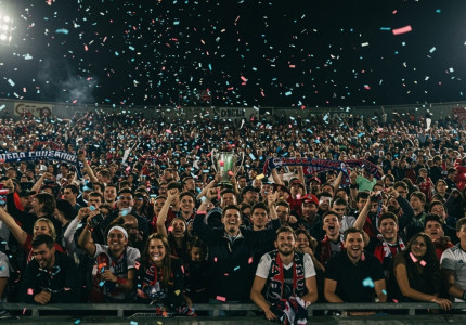 Voetbalgezangen: Waarom stadion liederen zo’n belangrijk onderdeel zijn van de moderne popcultuur