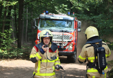 Grote heidebrand in Arnhem, verwoest 25 hectare.