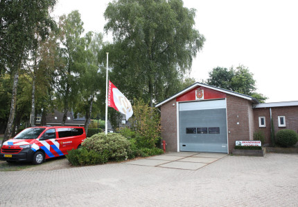 Brandweer Nederland toont steun tijdens uitvaart omgekomen brandweerman