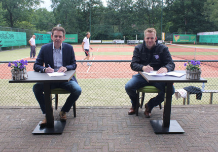 Tennisclub Eerbeek en Varego kiest voor duurzaam