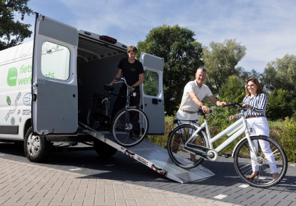 Twintig fietsen voor taalles