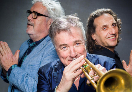 Ernst Daniël Smid, Thijs Borsten en Jeroen Zijlstra in MIMIK