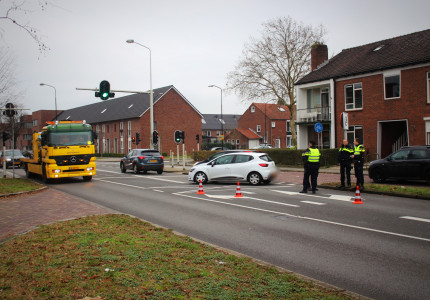 Politieauto betrokken bij ongeval in Apeldoorn