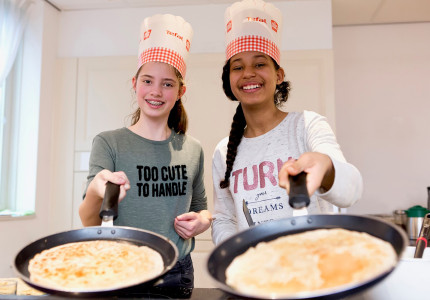 Kinderen laten nog meer ouderen stralen op Nationale Pannenkoekendag