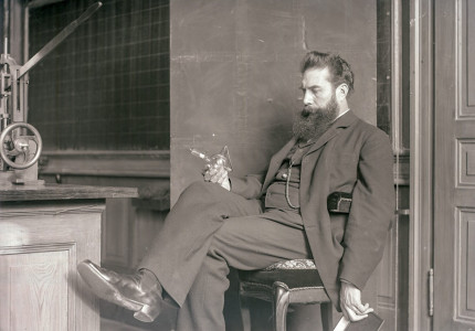 Op ontdekking met Wilhelm Röntgen door heden en verleden