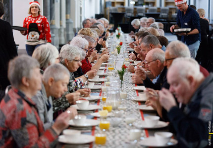 Kerstlunch voor nog meer ouderen