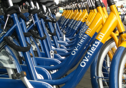 OV-fiets van het slot met ov-chipkaart