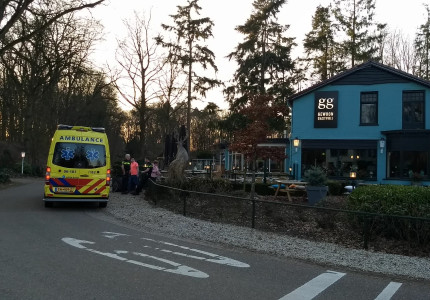 Fietser gewond bij aanrijding in Wenum Wiesel