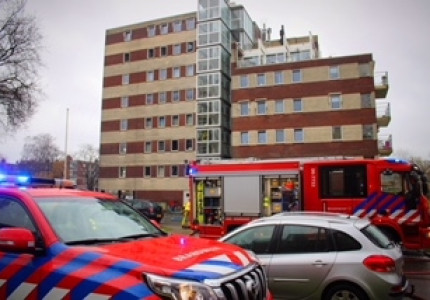 Man in levensgevaar door reddingspoging bij brand