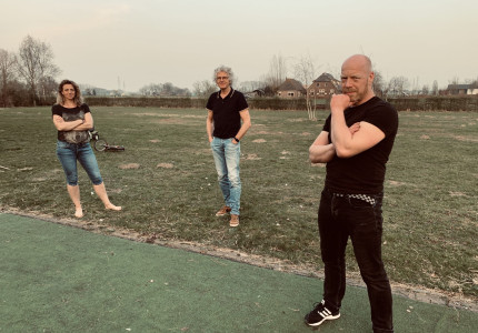 Gelegenheidstheatergezelschap HouVast schrijft theaterstuk over virussen