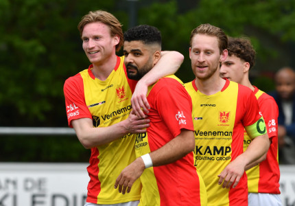 csv Apeldoorn tegen SDC Putten voor tweede plaats