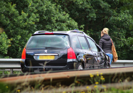 File A12 na ongeval met vrachtwagen