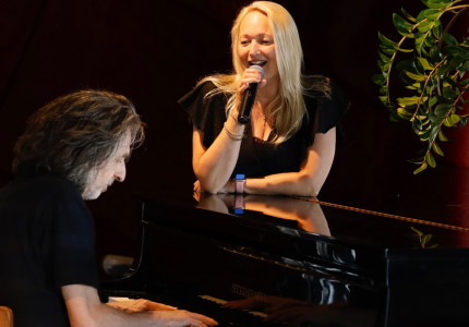 Kunstcafé in schouwburg
