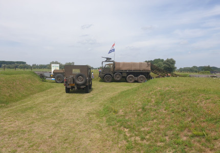 Open dag bunker De Terp bij Olst