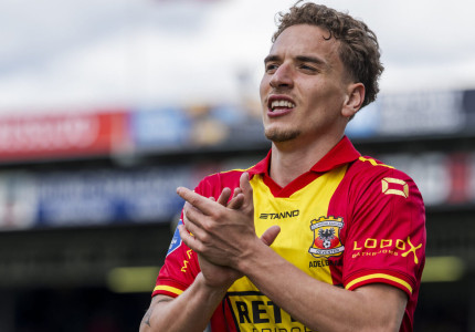 Aske Adelgaard vertrekt naar FC Twente