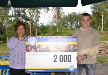 Soroptimistclub Apeldoorn schiet zwerfjongeren te hulp