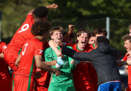 VVV-Venlo O14 en Zulte Waregem O16 winnen derde editie Home of Football Cup