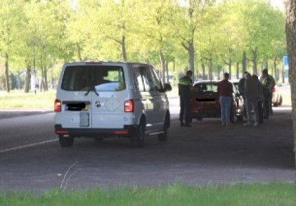 Kop-staartbotsing op de Kayersdijk in Apeldoorn
