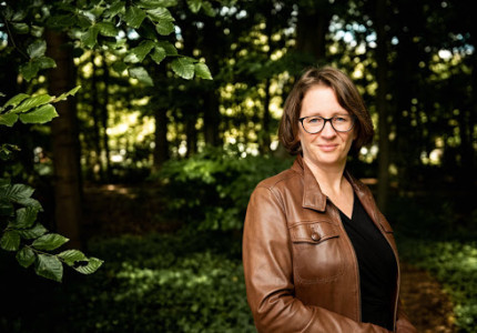 Lezing Sophie Tak via livestream: Geboortefeest ontaardt in familiedrama