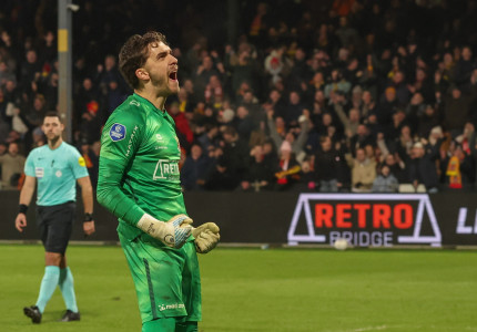 Jari De Busser maakt overstap naar AZ