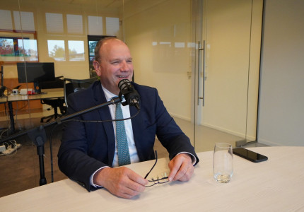 Burgemeester Ton Heerts te gast in Studio ACEC Podcast