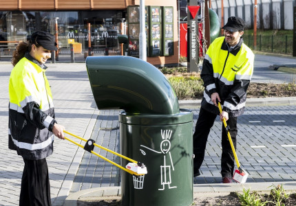 Directie van McDonald’s Nederland gaat zwerfafval opruimen in Deventer