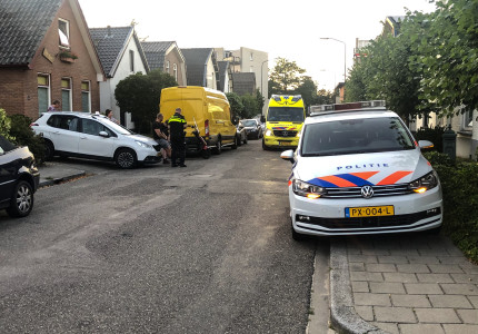 Botsing tussen scooterrijder en auto op de 1e Wormenseweg