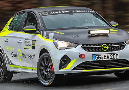 ’s Werelds eerste elektrische rallycompetitie gaat tweede fase in