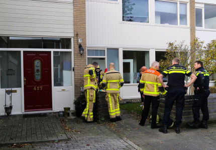 Brandweer doet onderzoek naar vreemde buisjes
