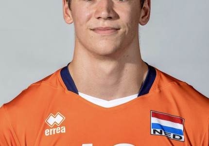 Spelverdeler Joris Berkhout van Zaanstad naar Draisma Dynamo