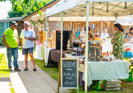 Oogstmarkt bij StadsAkkers