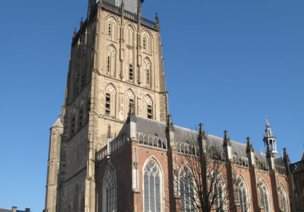‘Bezoekregeling’ in Walburgiskerk vanwege corona
