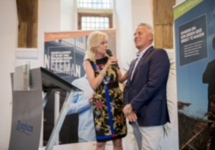 Jan Bobbink van Qlip ontvangt Zilveren Haring