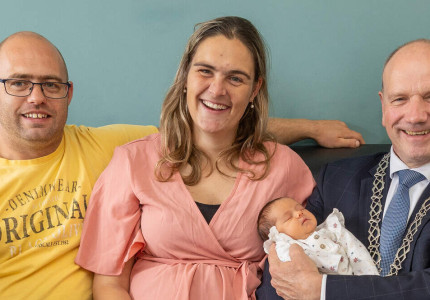 Welkom in Apeldoorn, Louise! Onze 170.000ste inwoner