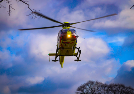 Traumahelikopter opgeroepen voor ongeval op de Jachtlaan in Apeldoorn