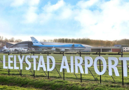 VVD Apeldoorn reageert op emoties actiegroepen tegen Lelystad Airport: ‘Iedereen wil vliegen, maar niemand wil een vliegtuig’