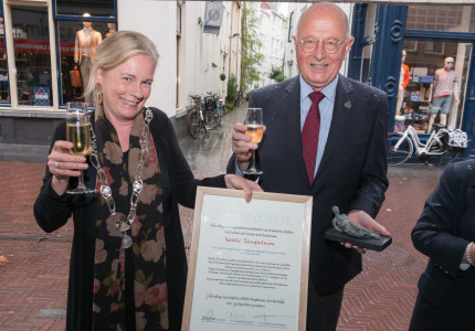 Walle Tempelman ontvangt onderscheiding voor jarenlange inzet voor Zutphen