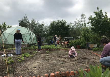 Tuinwerkdag en openingsmiddag Kindertuin